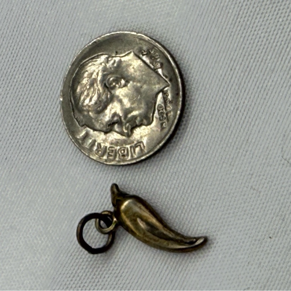 Vintage Sterling Silver Chili Pepper Charm Pendant Spicy jalapeño Foodie Gift